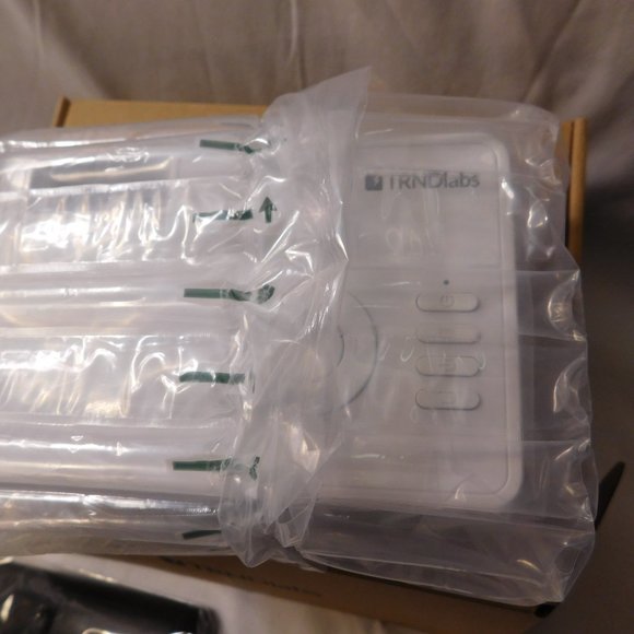 TRNDlabs View Projector NEW IN BOX - Picture 4 of 9